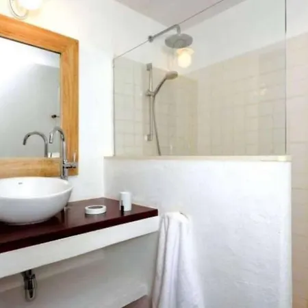 5 Bedroom Villa, Private Pool, Binibeca Vell Villa